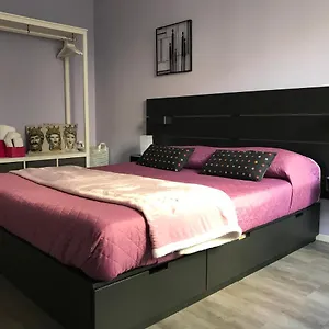 ade-home-intero-appartamento-centro-citta.catania-hotels.net/